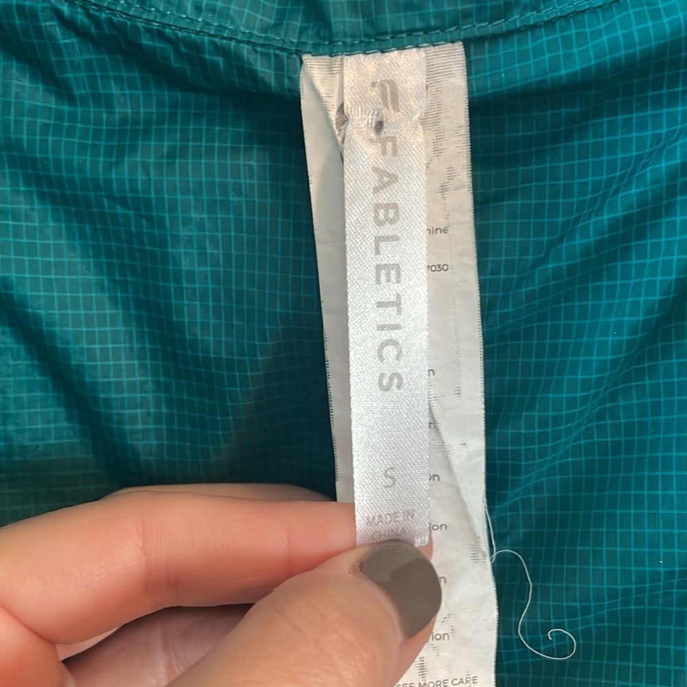 Fabletics Aqua Jacket (Size Small) - image 2